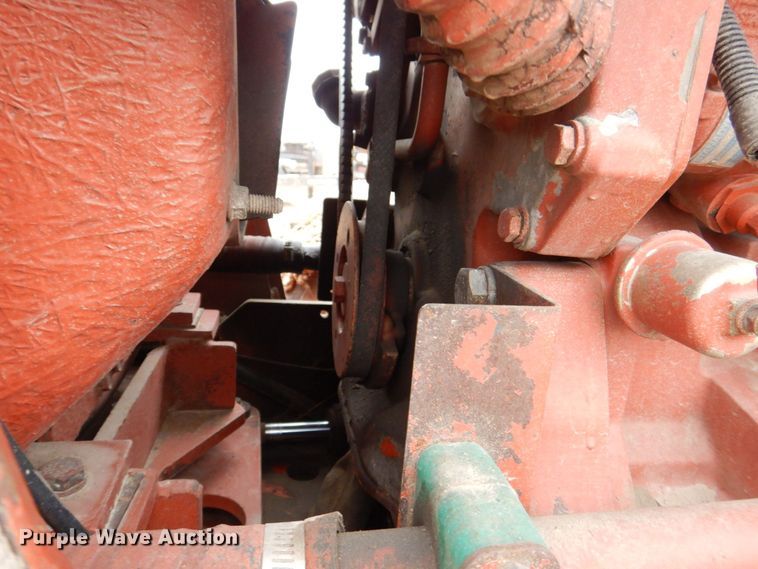 image for item MC9847 Ditch Witch 7020  vibratory cable plow