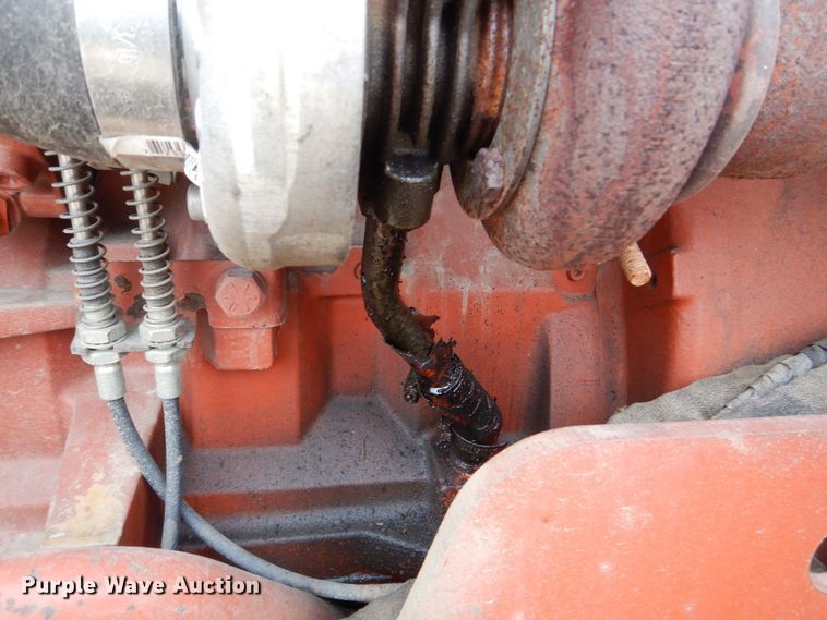 image for item MC9847 Ditch Witch 7020  vibratory cable plow