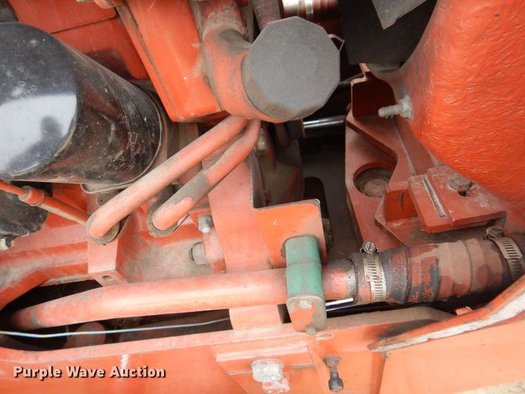 image for item MC9847 Ditch Witch 7020  vibratory cable plow