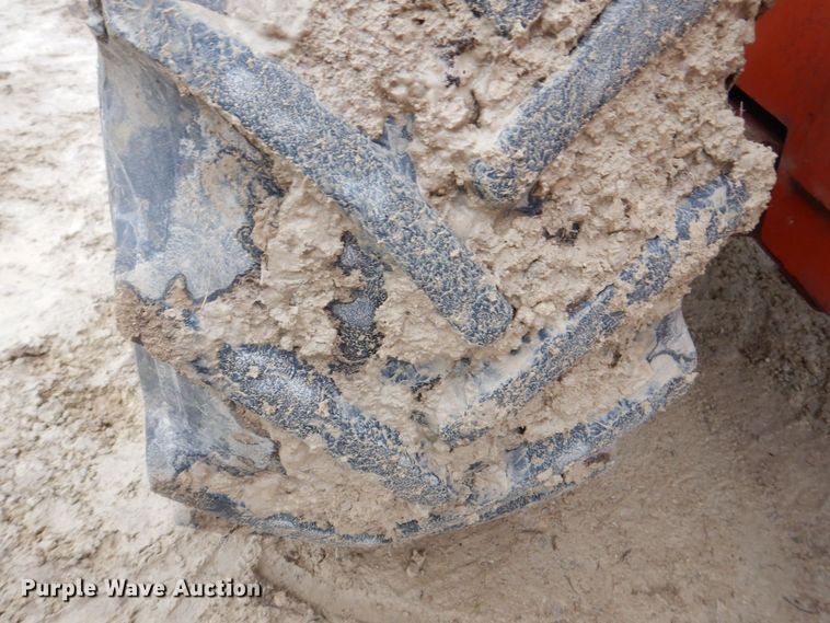 image for item MC9847 Ditch Witch 7020  vibratory cable plow