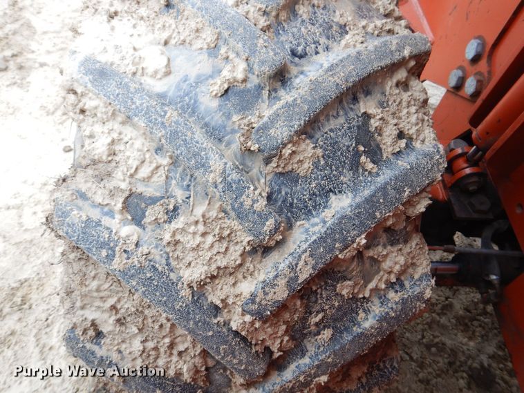 image for item MC9847 Ditch Witch 7020  vibratory cable plow