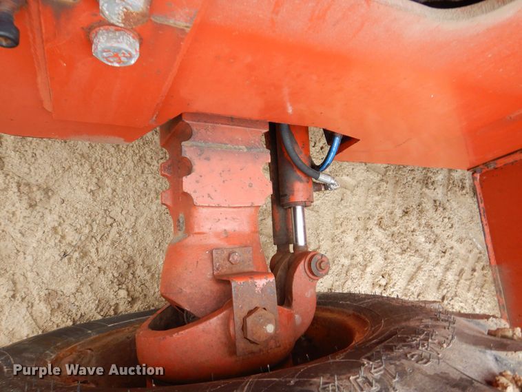 image for item MC9847 Ditch Witch 7020  vibratory cable plow