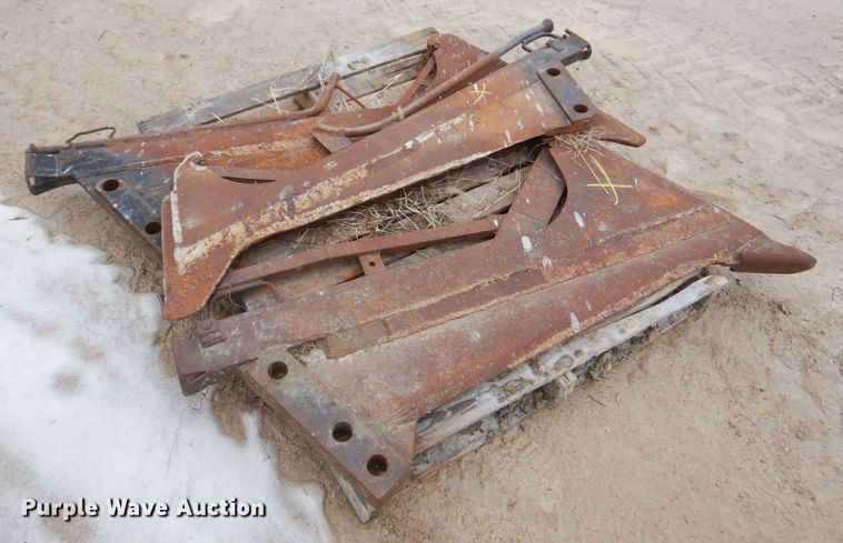 image for item MC9847 Ditch Witch 7020  vibratory cable plow