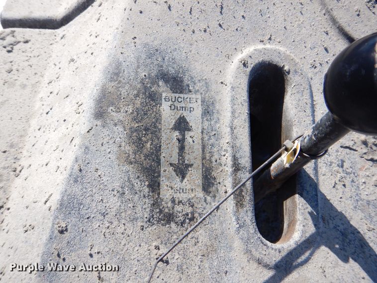 image for item MC9853 Whiteman WBH-16  concrete buggy