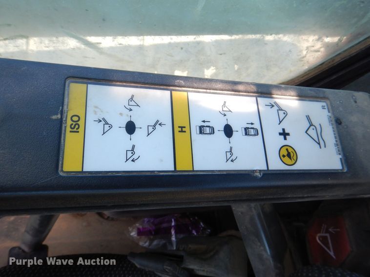 image for item MC9855 2021 Bobcat T66  tracked skid steer loader