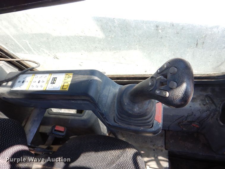 image for item MC9855 2021 Bobcat T66  tracked skid steer loader