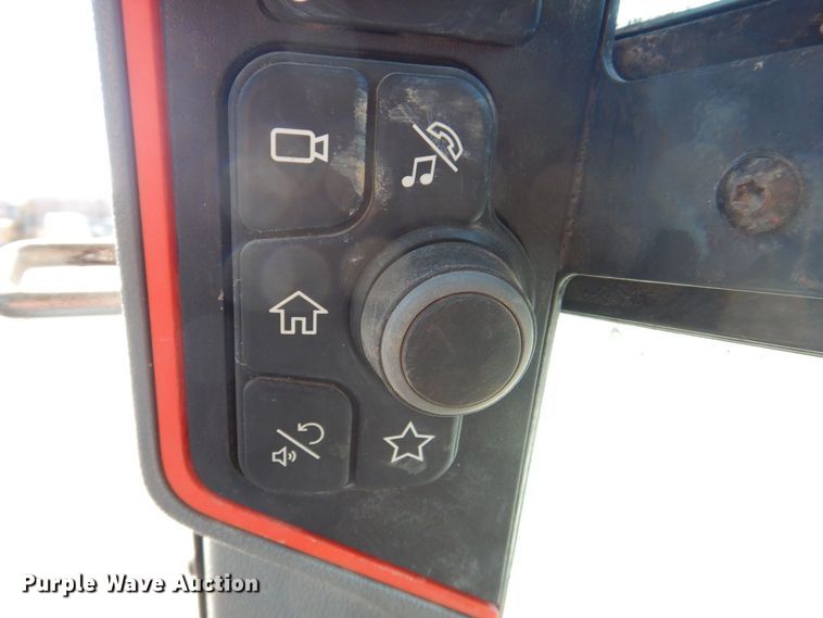 image for item MC9855 2021 Bobcat T66  tracked skid steer loader