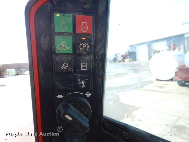 image for item MC9855 2021 Bobcat T66  tracked skid steer loader