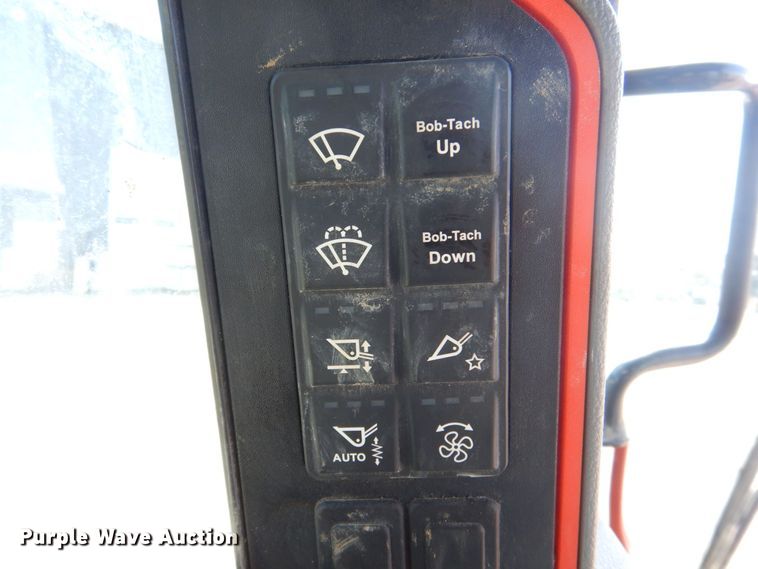 image for item MC9855 2021 Bobcat T66  tracked skid steer loader