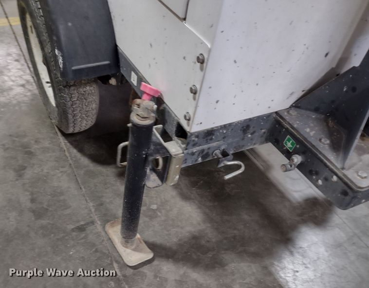 image for item MD9415 2011 Magnum MLT3060M  light plant