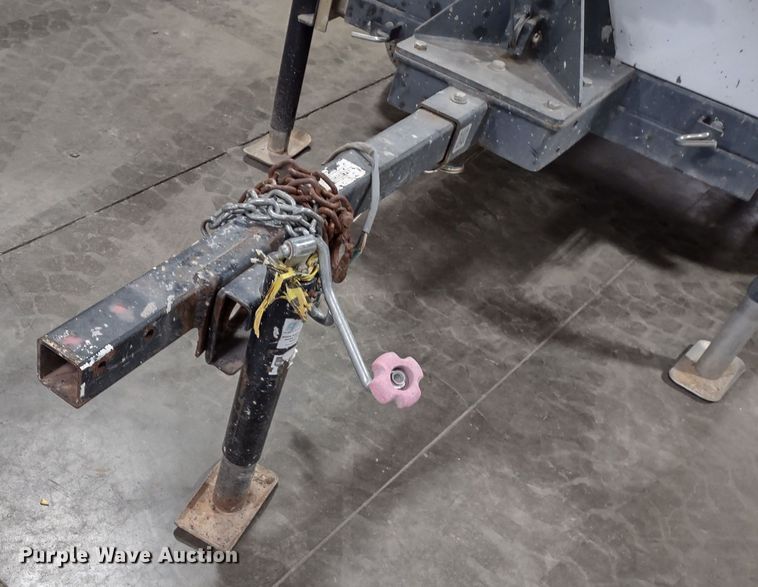 image for item MD9415 2011 Magnum MLT3060M  light plant