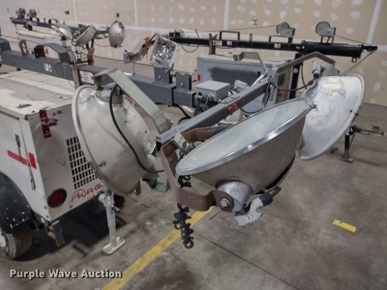 image for item MD9415 2011 Magnum MLT3060M  light plant