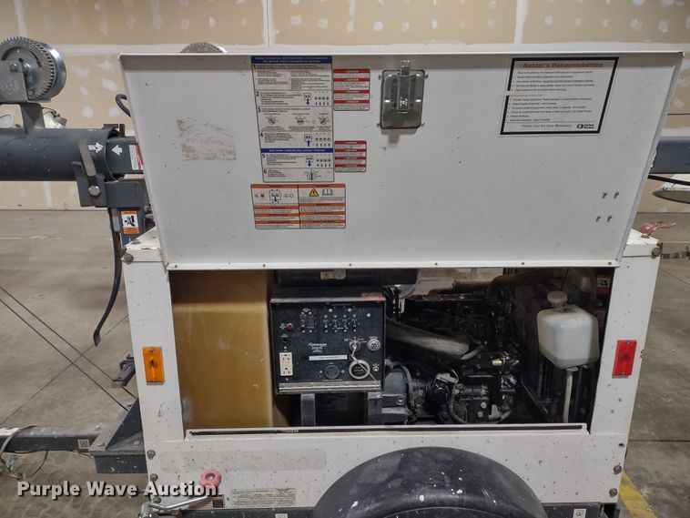 image for item MD9415 2011 Magnum MLT3060M  light plant