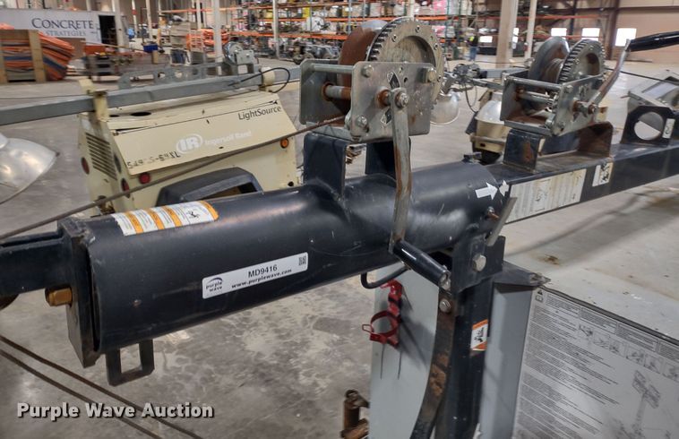 image for item MD9416 Magnum MLT3060MMH  light plant