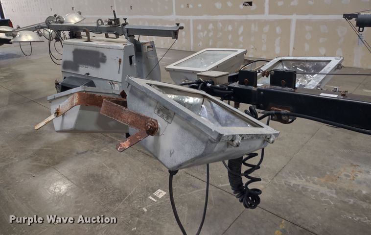 image for item MD9416 Magnum MLT3060MMH  light plant