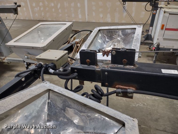 image for item MD9416 Magnum MLT3060MMH  light plant