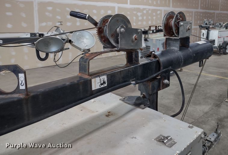 image for item MD9416 Magnum MLT3060MMH  light plant