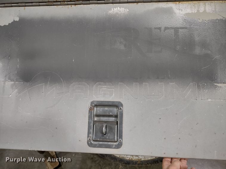 image for item MD9416 Magnum MLT3060MMH  light plant