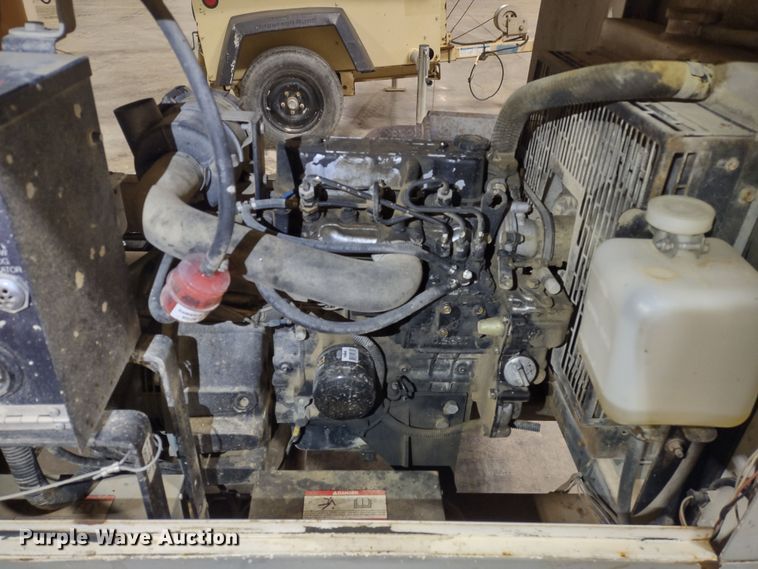 image for item MD9416 Magnum MLT3060MMH  light plant