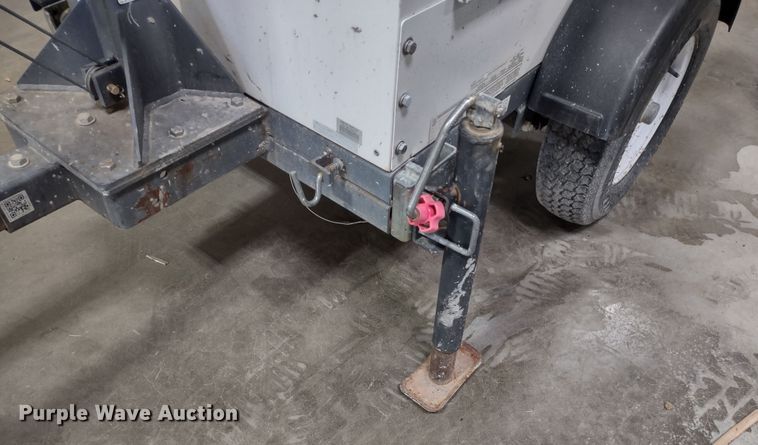 image for item MD9418 2011 Magnum MLT3060M  light plant