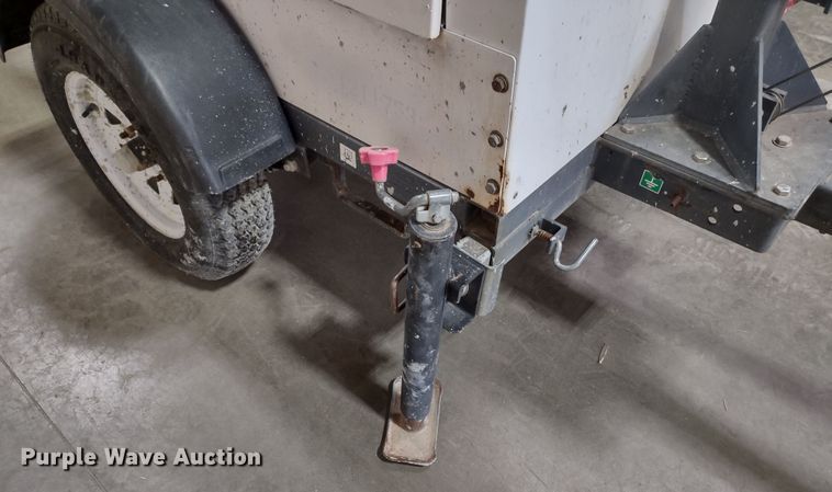 image for item MD9418 2011 Magnum MLT3060M  light plant