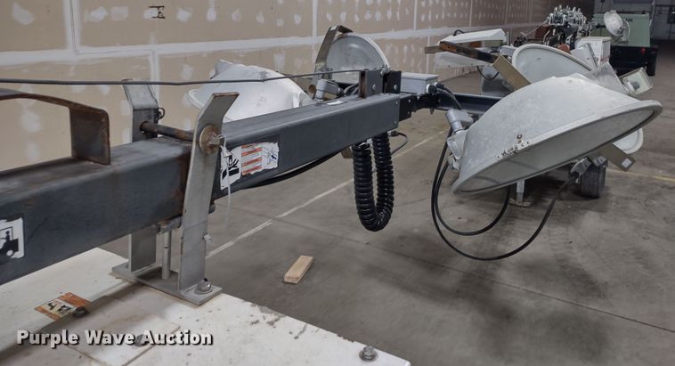 image for item MD9418 2011 Magnum MLT3060M  light plant