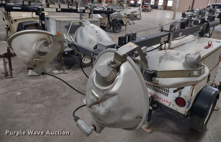 image for item MD9418 2011 Magnum MLT3060M  light plant