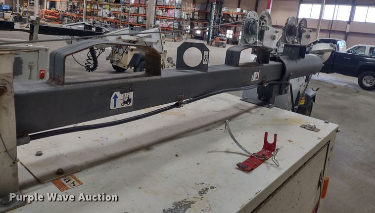 image for item MD9418 2011 Magnum MLT3060M  light plant