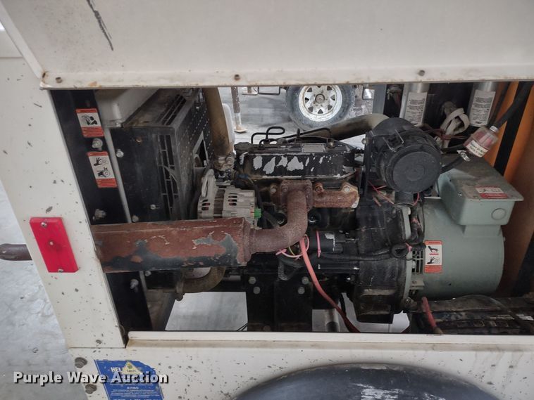 image for item MD9418 2011 Magnum MLT3060M  light plant