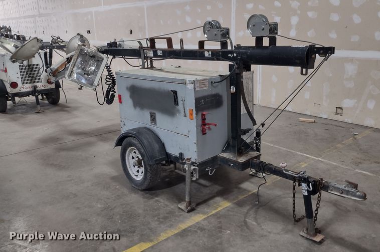 image for item MD9419 Magnum MLT3060MMH  light plant