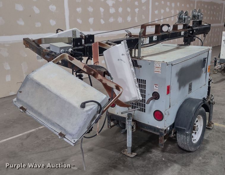 image for item MD9419 Magnum MLT3060MMH  light plant