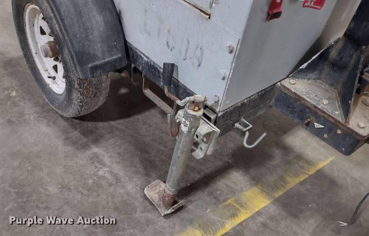 image for item MD9419 Magnum MLT3060MMH  light plant