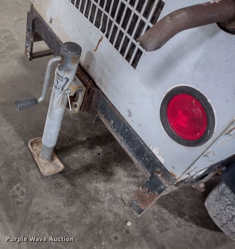 image for item MD9419 Magnum MLT3060MMH  light plant