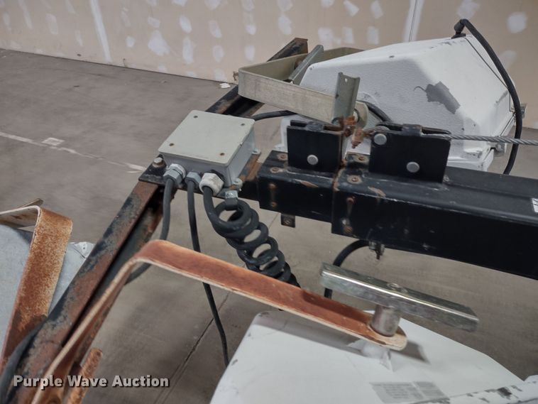 image for item MD9419 Magnum MLT3060MMH  light plant