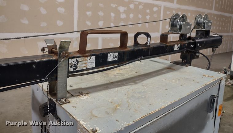 image for item MD9419 Magnum MLT3060MMH  light plant