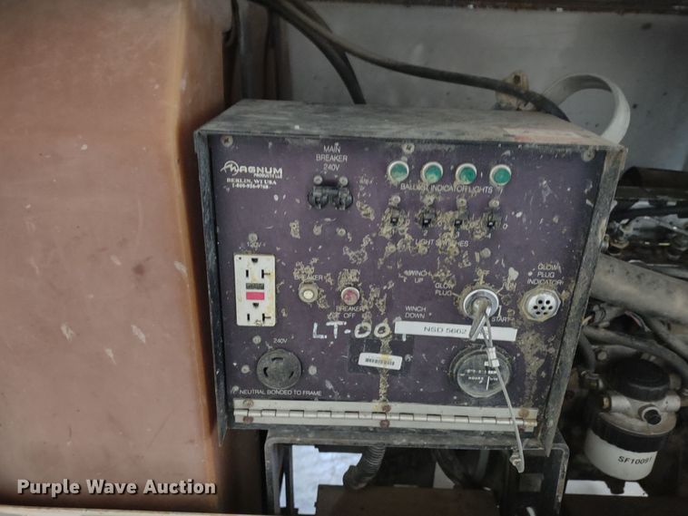 image for item MD9419 Magnum MLT3060MMH  light plant