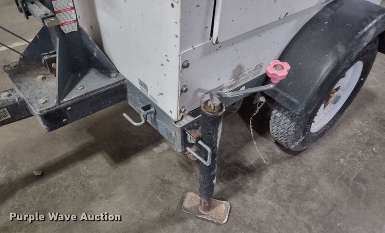 image for item MD9420 2011 Magnum MLT3060M  light plant