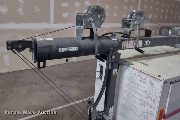 image for item MD9420 2011 Magnum MLT3060M  light plant