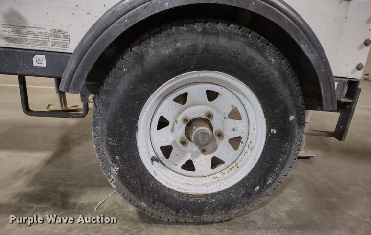 image for item MD9420 2011 Magnum MLT3060M  light plant