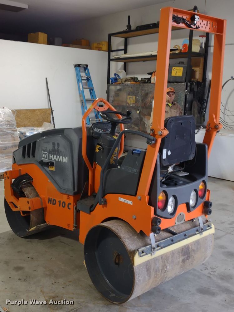 image for item MD9469 2016 Hamm HD10C  double drum roller