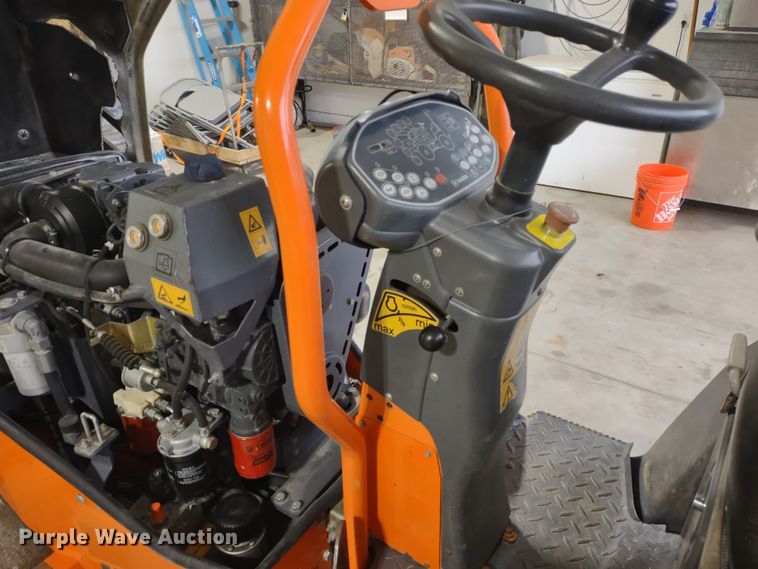 image for item MD9469 2016 Hamm HD10C  double drum roller