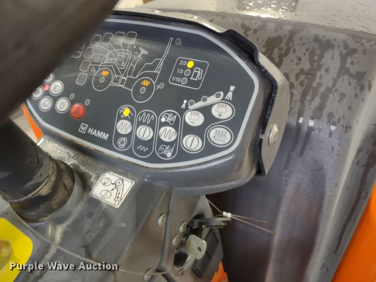 image for item MD9469 2016 Hamm HD10C  double drum roller