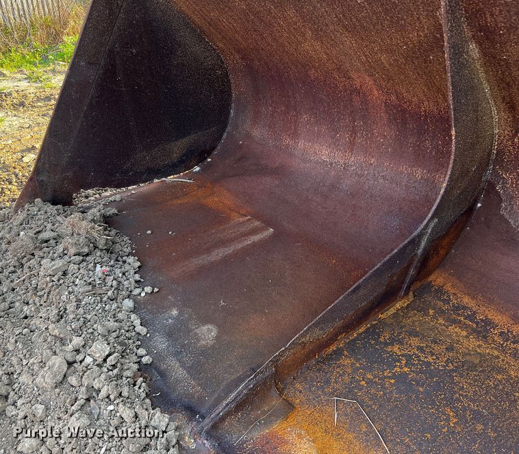 image for item MF9817 Caterpillar 980G  wheel loader bucket