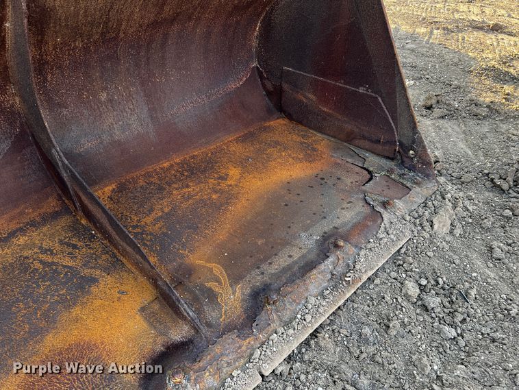 image for item MF9817 Caterpillar 980G  wheel loader bucket