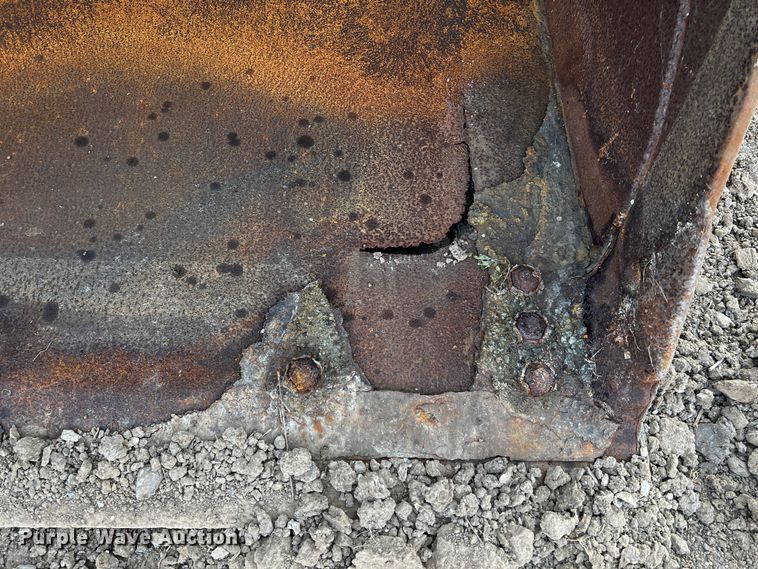 image for item MF9817 Caterpillar 980G  wheel loader bucket