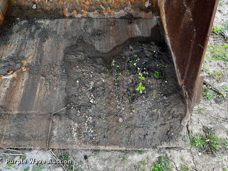 image for item MF9818 Caterpillar 980G  wheel loader bucket