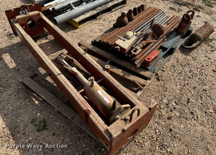 image for item MF9826 Ditch Witch P40  rod pusher