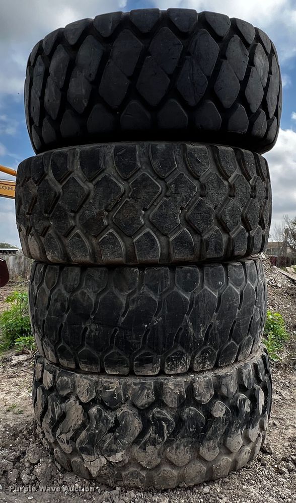 image for item MF9828 (4) 26.5R25 tires