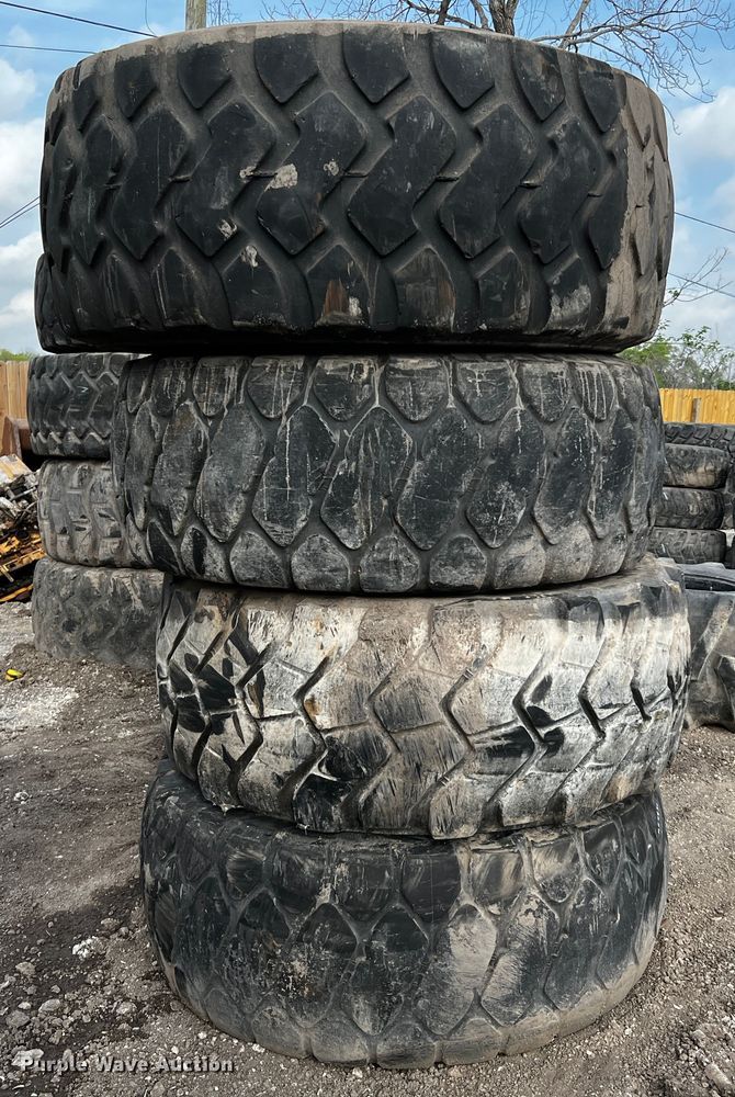 image for item MF9830 (4) 23.5R25 tires