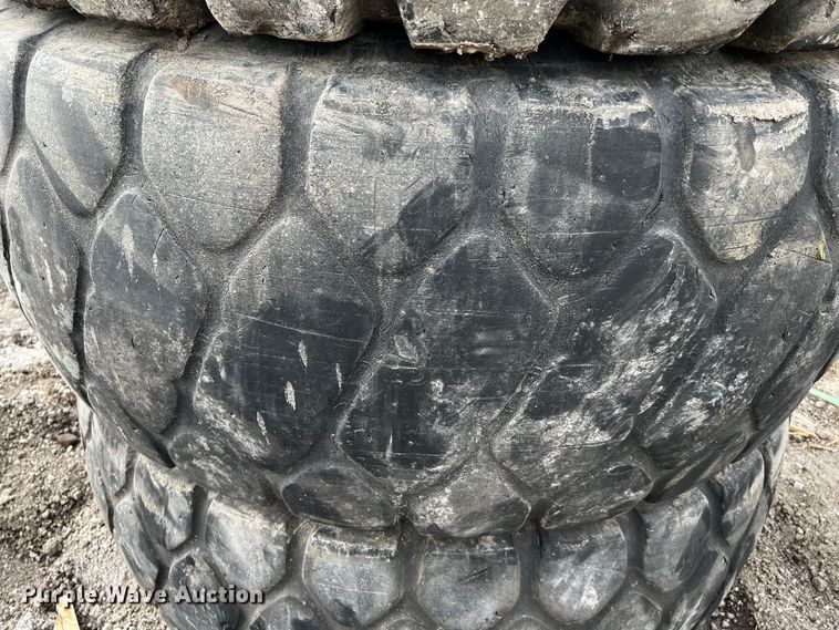 image for item MF9832 (4) 23.5R25 tires